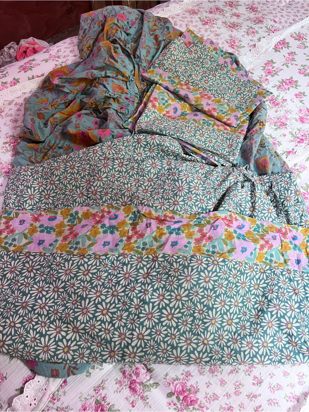 NATURAL LIFE Mix and Match Pastel Floral Cotton Sheet Set - Picture 15 of 16